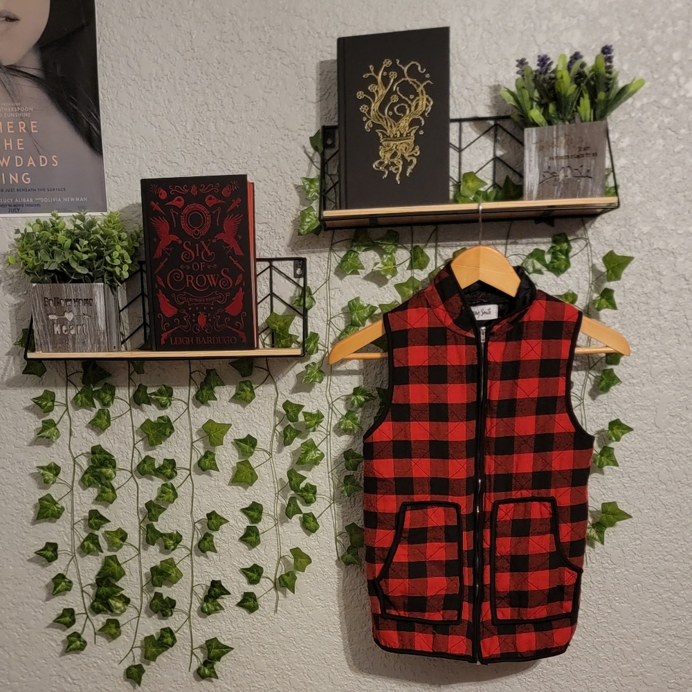 Vest - Picture 3 of 5